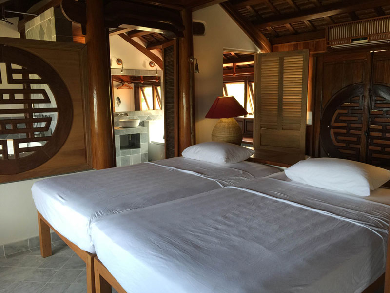 Ancient Hue Style Room